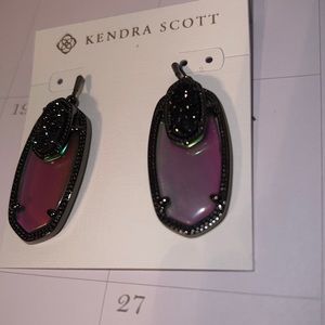 Kendra Scott Exclusive